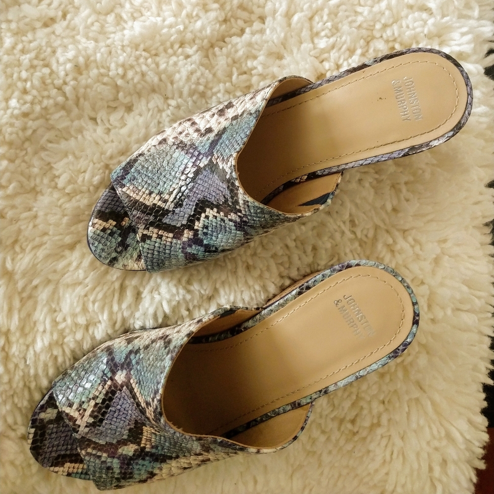 Women's Sandals - image 3